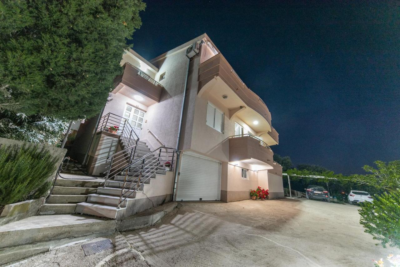 Apartments Villa Egzon Ulcinj Eksteriør billede