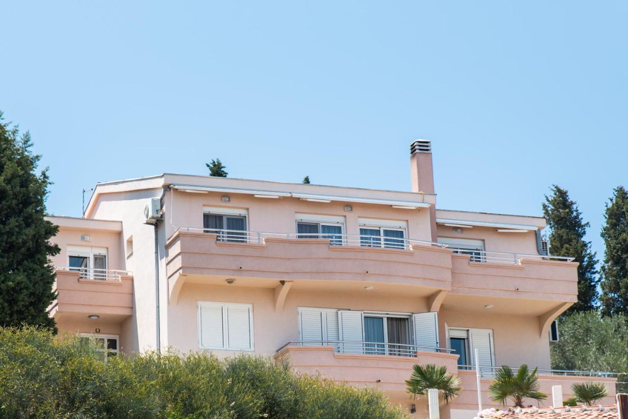 Apartments Villa Egzon Ulcinj Eksteriør billede