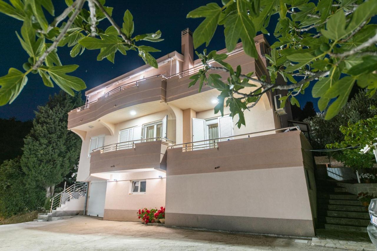Apartments Villa Egzon Ulcinj Eksteriør billede